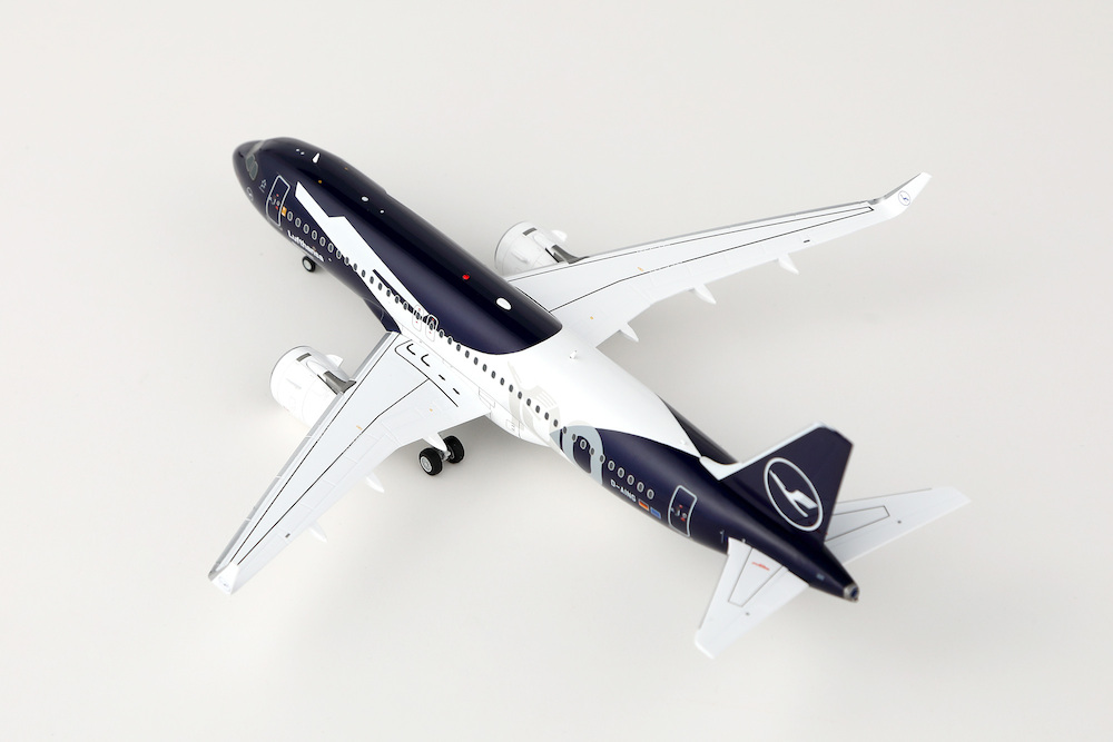 SQ Wings L2345 Airbus A320neo Lufthansa 