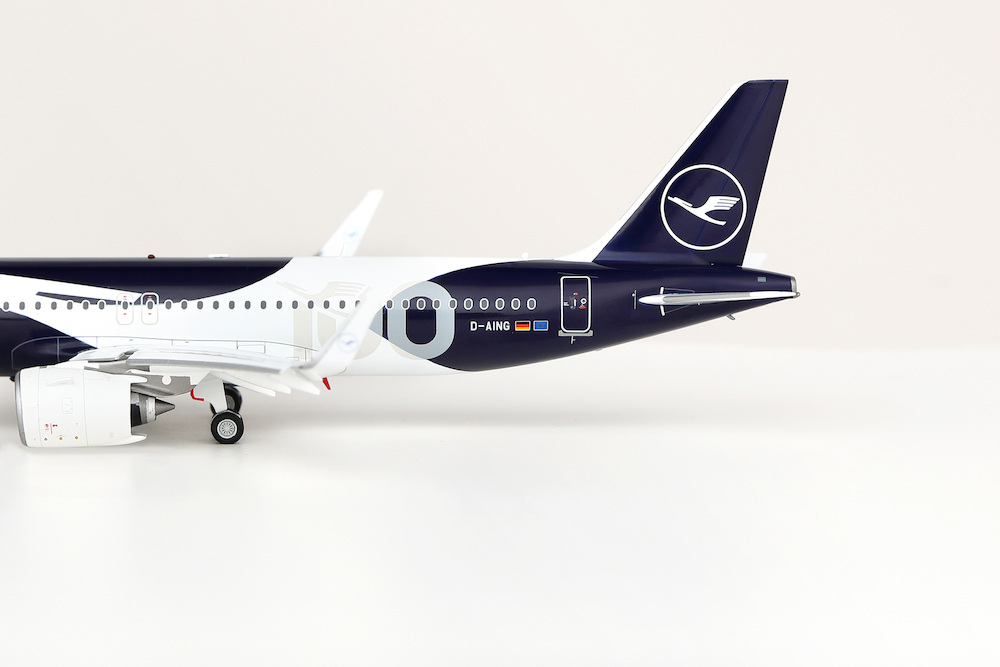 SQ Wings L2345FD Airbus A320neo Lufthansa 