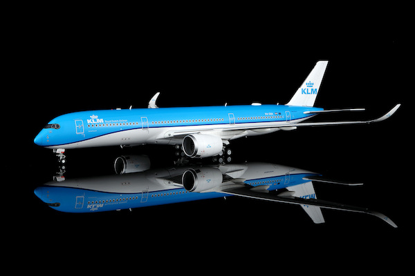 Airbus A350-900 KLM PH-ZNA Flaps Down (expected mid September)  L2413FD