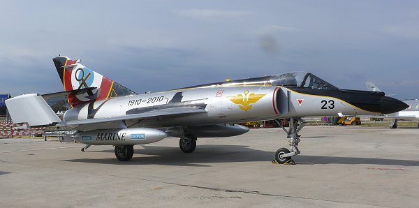 Dassault Super-Etendard (#23 "100 years French fleet air arm" 1910-2010) (REISSUE) 48-061