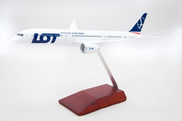 Boeing 787-9 Dreamliner LOT Polish Airlines SP-LSA TD014
