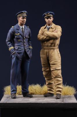 French Pilots WWII (2 figures included) TB54007