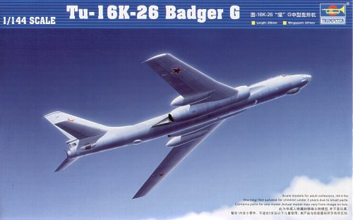 Tupolev Tu16K-26 "BADGER G"  03907