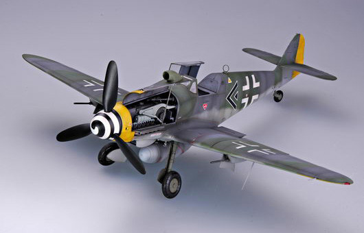 Messerschmitt BF109K-4  TR02418