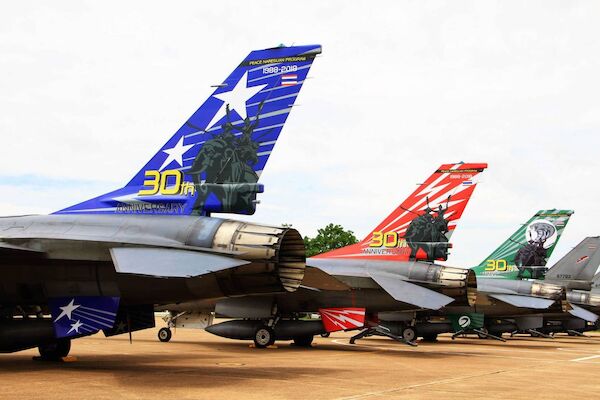F16A Mlu (Royal Thai Air force Peace Naresuan 30th Anniversary of F16 with 103, 102 and 403 Squadron) VMS0414402
