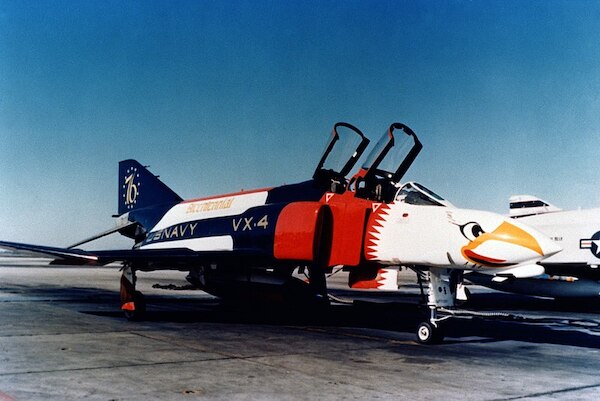 BiCentennial F4B Phantom (US Navy VX4 'Vandy '76") (BACK IN STOCK) VMS044804