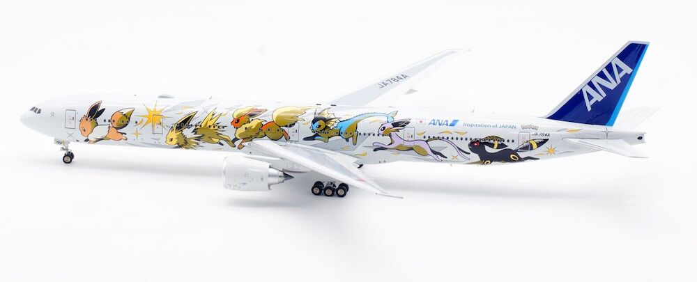 ANA 777-300ER 1/200 完成品モデル JA784A Amazon.co.jp: 全日空商事 1/200 B777-300ER ANA 全日空 JA784A
