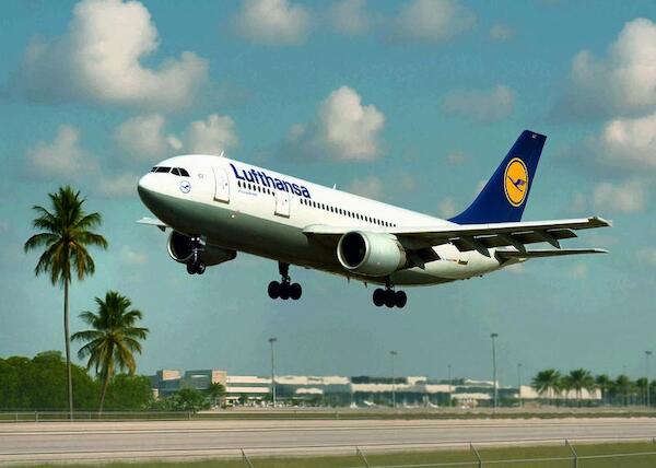 Airbus A300-600 X1440111