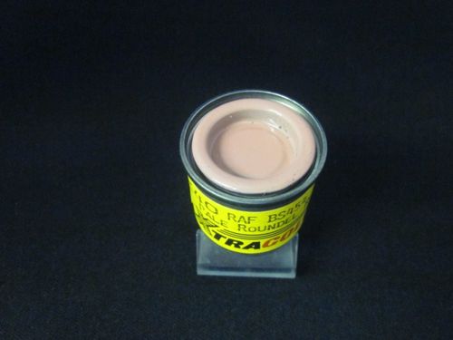 RAF BS454 Pale Roundel Red X040