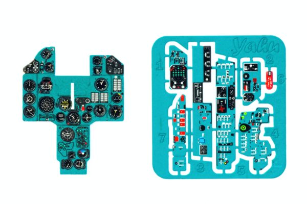 Instrument Panel Mikoyan miG23MF Flogger (Trumpeter)  YMA4854