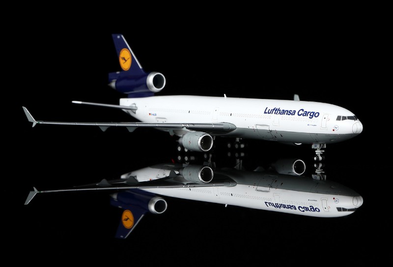 YY Wings YY1101D McDonnell Douglas MD11F Lufthansa Cargo D-ALCD I