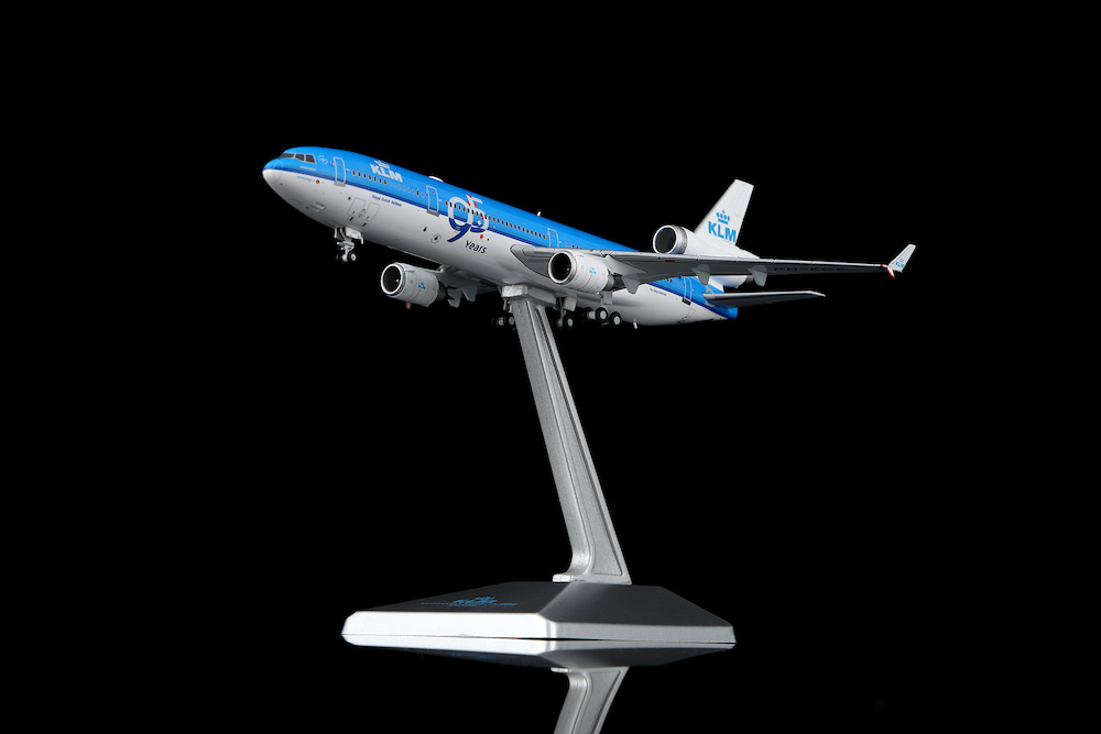 YY Wings YY1106 McDonnell Douglas MD11 KLM 