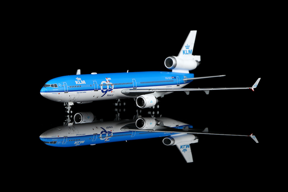 YY Wings YY1106 McDonnell Douglas MD11 KLM 
