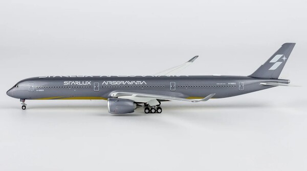 Airbus A350-1000 STARLUX Airlines Airsorayama Silver B-58553 YY350K03