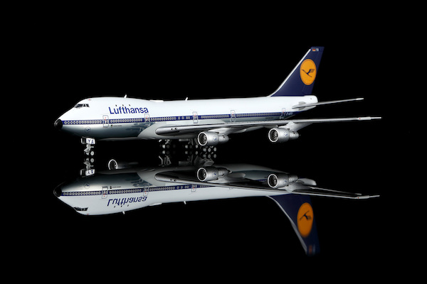 Boeing 747-100 Lufthansa D-ABYA Flaps Down YY74102F